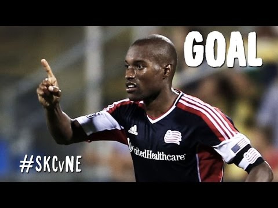 GOAL: Jose Goncalves cracks in a nice ball | Sporting Kansas City vs. New England Revolution