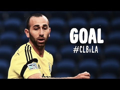 GOAL: Justin Meram curls a shot over Penedo | Columbus Crew vs LA Galaxy