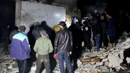 Aviación siria bombardea a rebeldes en Alepo e Idlib