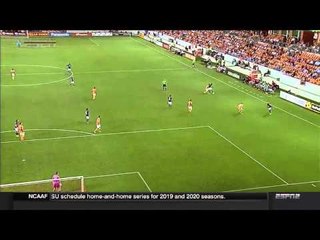 GOAL: Lee Nguyen curls one into the upper corner | Houston Dynamo vs. New England Revolution
