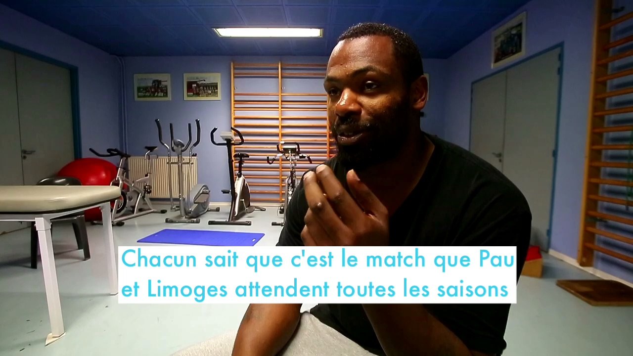 JK Edwards, capitaine de l'Elan Béarnais, se livre avant la réception de Limoges