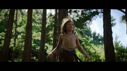 Peter et Elliott le Dragon - Extrait  - Promenade à dos de dragon-duKiDV-4tWg