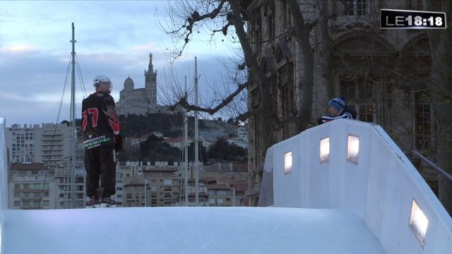 Le 18:18 - Vivez en caméra embarquée la descente de la piste du Red Bull Crashed Ice