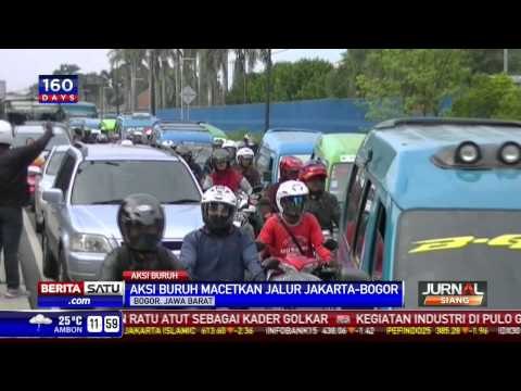 Jalan Raya Jakarta-Bogor Lumpuh Akibat Buruh Mogok Kerja