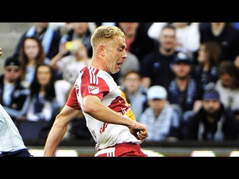 GOAL: Mike Grella chips one past Steve Clark | Columbus Crew SC vs. New York Red Bulls