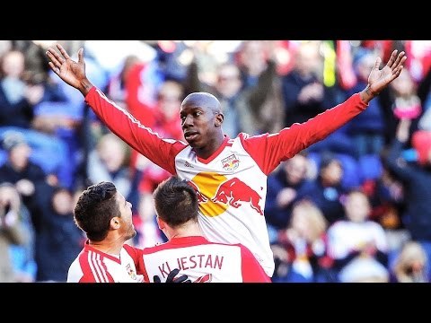 GOAL: Bradley Wright-Phillips and the Red Bulls continue to carve up the Revs defense