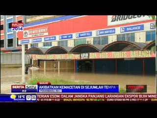 Pekanbaru Kebanjiran, Jalanan Macet Panjang