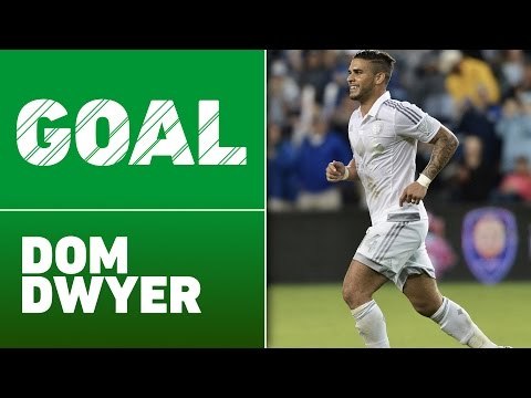 GOAL: Dom Dwyer rips a LASER from 25 yards to give Sporting KC a lead