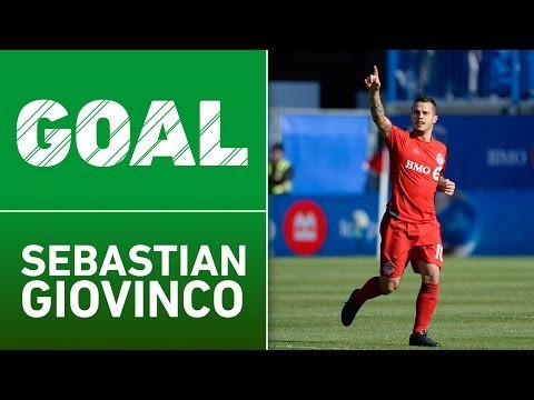 GOAL: Sebastian Giovinco with a spin move and the finish