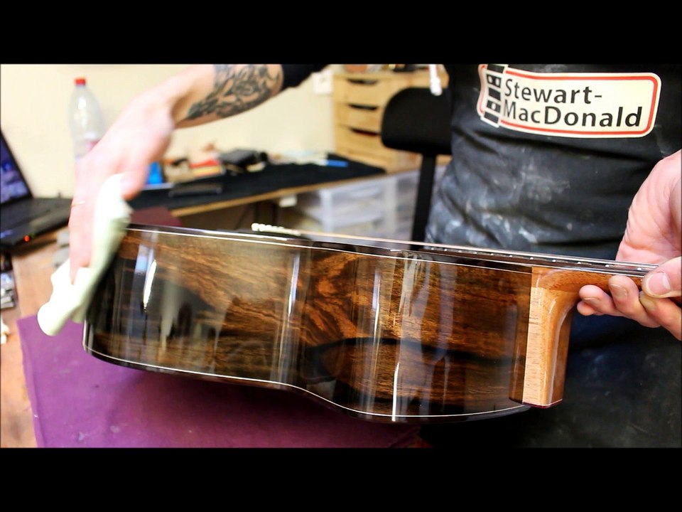 Rencontre avec Florian Deneuville, artisan luthier à Gardanne