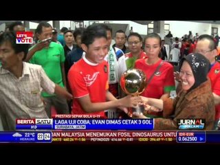 Risma Beri Penghargaan untuk Evan Dimas