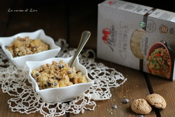 Couscous dolce con pesche sciroppate e cioccolato