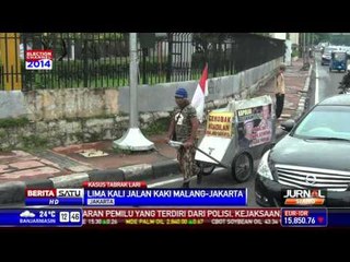 Tuntut Keadilan, Pria Berjalan dari Malang ke Jakarta