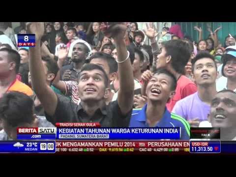 Warga India di Padang Gelar Tradisi Serak Gula