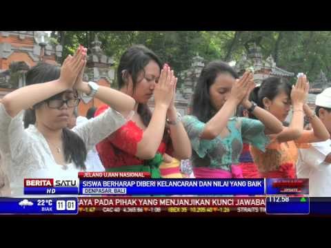 Jelang UN, Siswa se-Denpasar Sembahyang di Pura Jagatnata