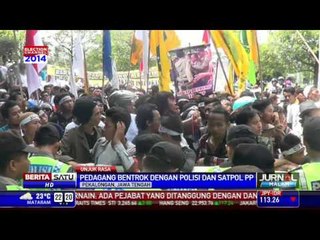 Pedagang dan Polisi di Pekalongan Bentrok