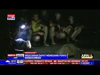 Melihat Penyu Bertelur di Pantai Boom