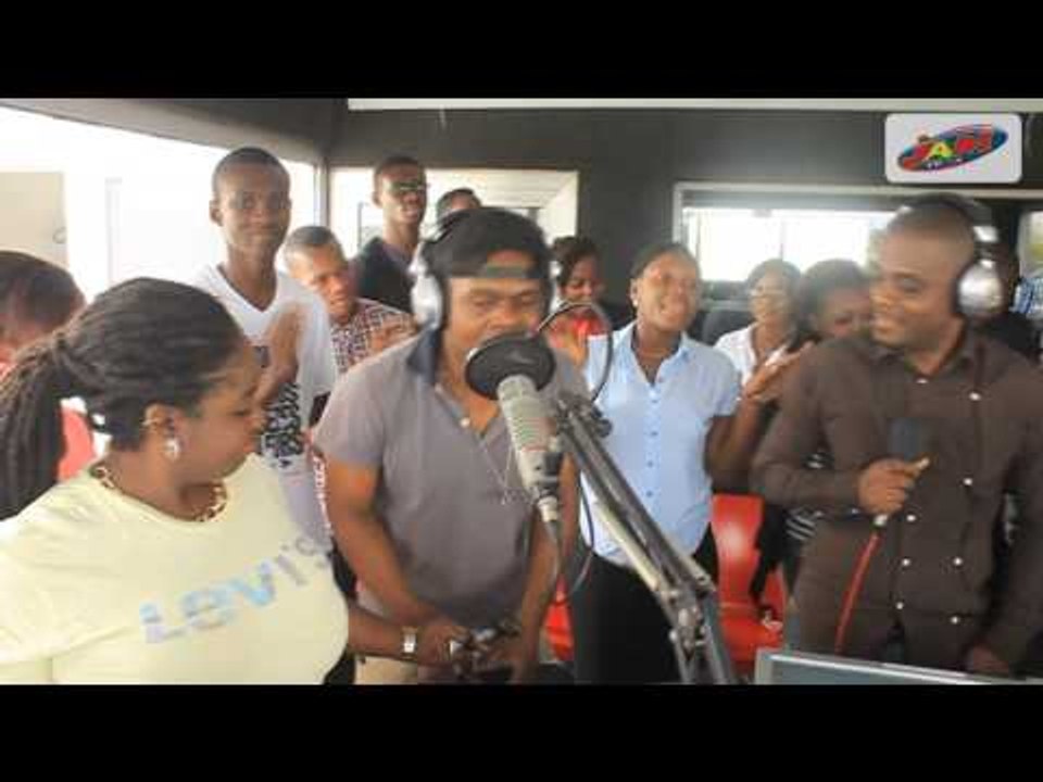 LE MEILLEUR DU "6-10": ISMAEL ISAAC CHANTE DJAMANAN
