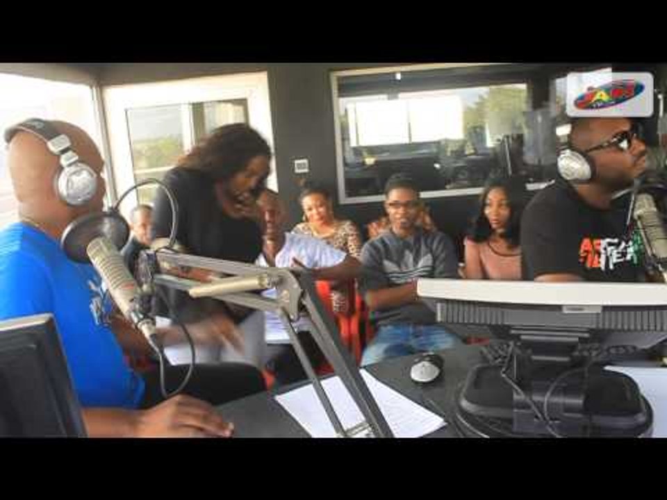 LE MEILLEUR DU "6-10": LE JEU DU MENTURIER AVEC JOHN JAY