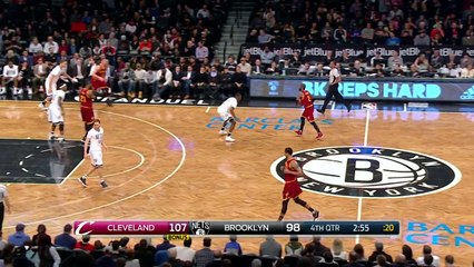 LeBron No-Look Pass to Kyrie vs. the Nets _ 01.06.17-3dWqAyPielA