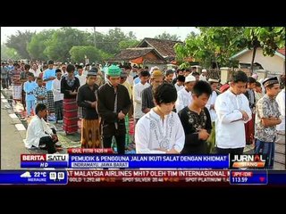 Umat Muslim Indramayu Sholat Ied di Ruas Jalur Pantura