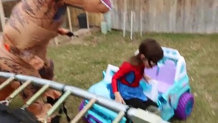 Spidergirl vs T Rex vs Frozen Elsa & Olaf - Fun Superhero Movie Real Life