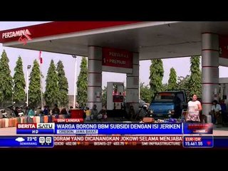 Takut Kehabisan, Warga Borong BBM dengan Jeriken