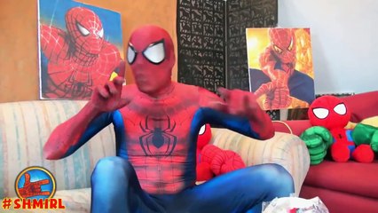 Pregnant Pink Spidergirl Becomes Frozen Elsa w/ Spiderbaby and Wedding Dress - Funny Superheroes :)