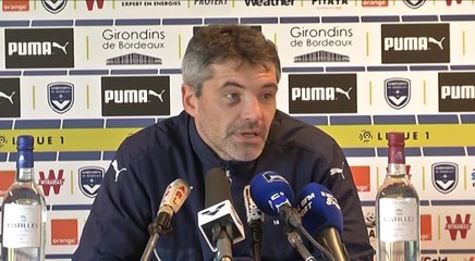 Conférence - Jérémy Toulalan au micro avant Angers