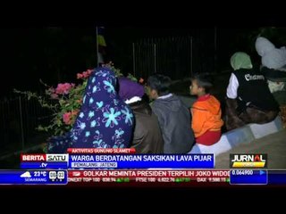 Lava Pijar Gunung Slamet Jadi Tontonan Warga