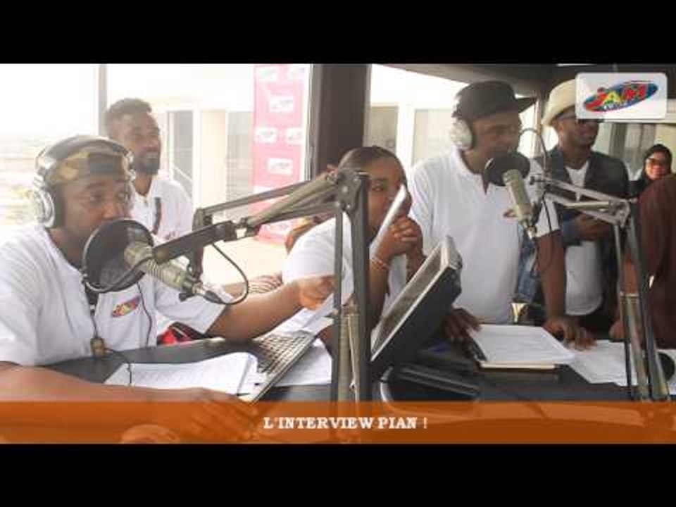 LE MEILLEUR DU "6-10": INTERVIEW PIAN AVEC ABASS