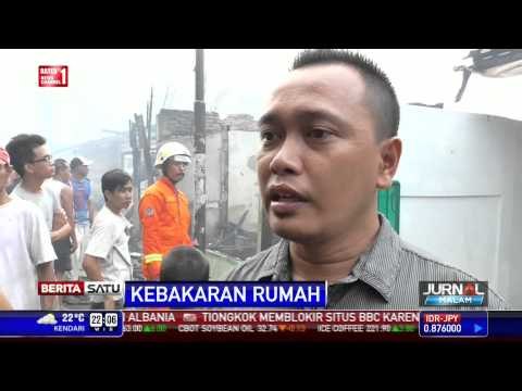 Belasan Rumah di Utan Kayu Ludes Terbakar