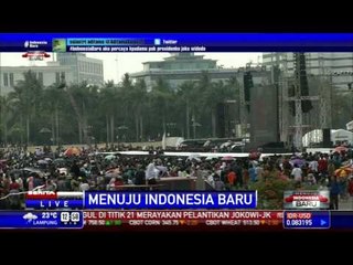 Warga Padati Konser Salam Tiga Jari di Monas