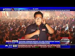 Kembang Api Hiasi Langit Bundaran HI