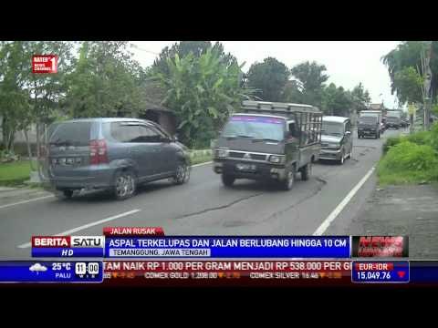 Jalan Raya Kabupaten Temanggung Rusak Akibat Hujan