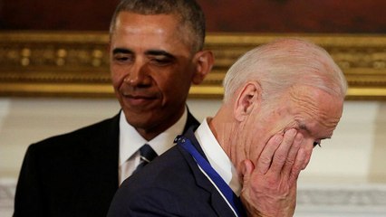 Obama condecora y hace llorar de felicidad a Biden