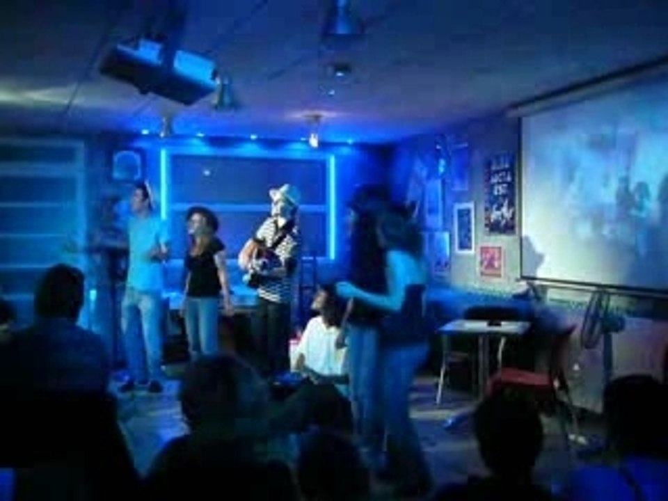 les pigeons qui roucoulent aux padocks