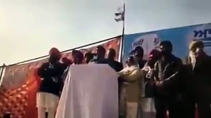 Kejriwal da Badal atey Majithia Nu Jawab