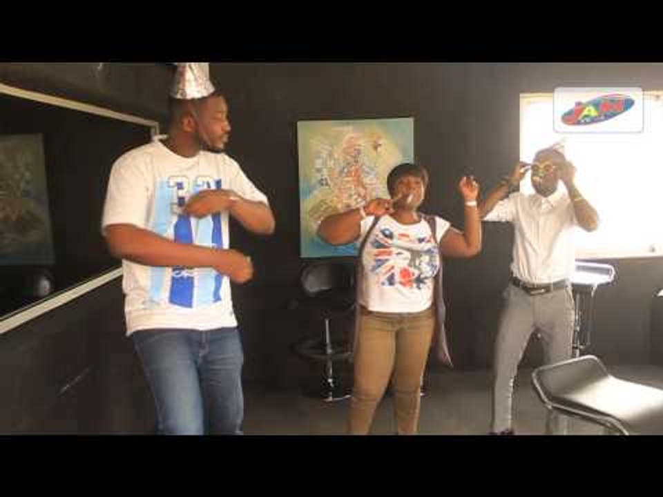 LE MEILLEUR DU "6-10": LE CADEAU DE NOUVEL AN DE LA TRIBU JAM