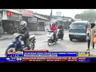Jalan Rusak dan Berlubang di Cengkareng Menimbulkan Kemacetan