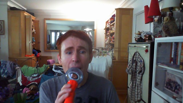 Wiwi égratigne million pound girl (badder than bad) de Fuse ODG