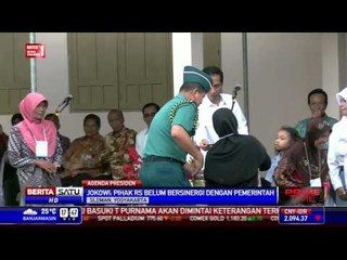 Jokowi Bagikan Kartu Sakti di Sleman
