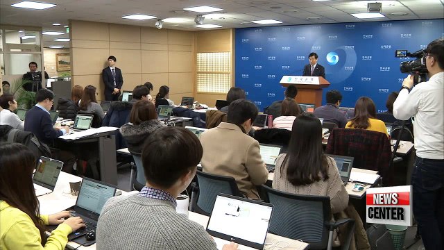 BOK cuts growth forecast by 0.3%p while keeping key rate steady at 1.25%