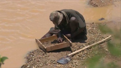 هذا الصباح- البحث عن الحجارة الكريمة في مدغشقر