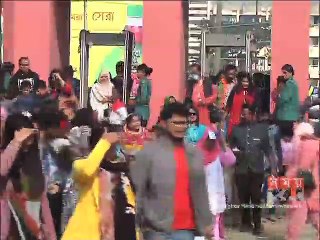 বাণিজ্যমেলায়  ১৩তম দিনেও  দর্শনার্থী ও ক্রেতাদের ভিড়