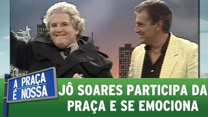 Jô Soares participa da Praça e não segura a emoção