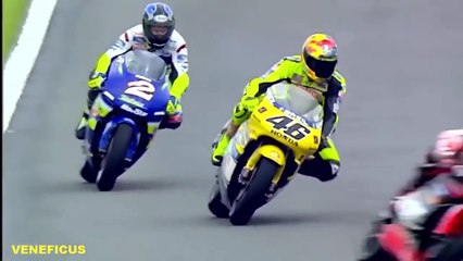 Valentino Rossi racconta le sue battaglie storiche!