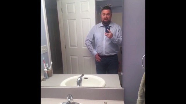 Faire sa vidéo de drague pour Tinder devant sa nana... raté !