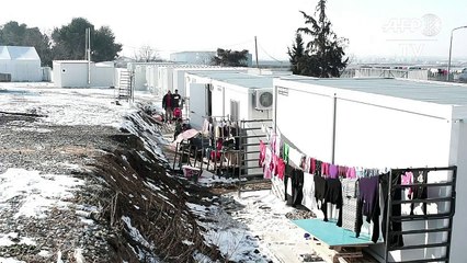 Les migrants frappés par la vague de froid dans les camps