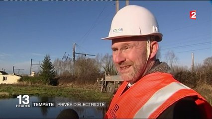Intempéries : près de 200 000 foyers privés d'électricité